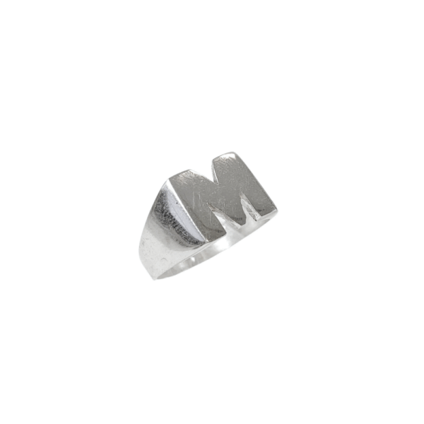 ANILLO 1 LETRA CALADA