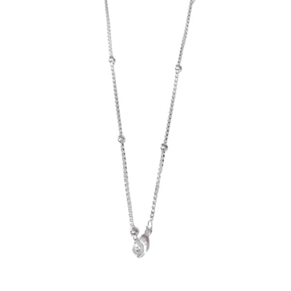CADENA VENECIANA CON BOLITAS }