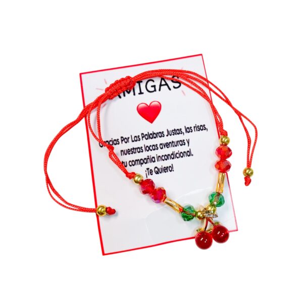 PULSERA DE HILO AMIGAS CON UNA CEREZA