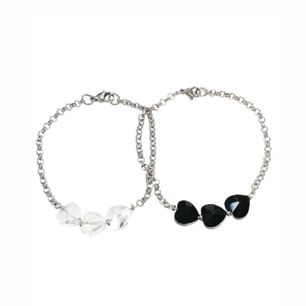 PULSERAS ROLO FINA CON TRES DIJES CORAZON