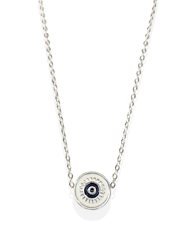 COLLAR FINO CON CIRCULO ESMALTADO OJITO